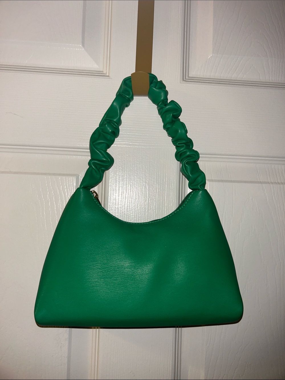 Green Ruched Handle Shoulder Bag - Picture 3 of 5